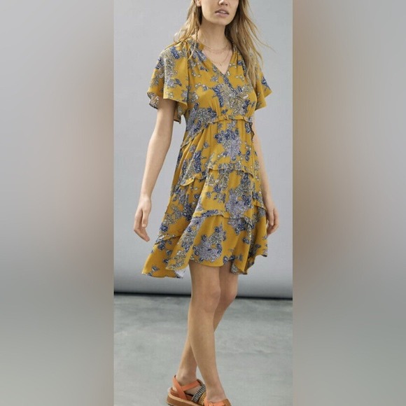 Anthropologie Robin Tiered Floral Mini Dress in Yellow, Blue, Purple‎ - M - Picture 1 of 11